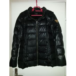Doudoune Caroll À Capuche T.M Noire, Garnissage Duvet Et Plume - Occasion