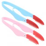 TOGEVAL Lot de 2 Brosses &agrave; Yeux pour Animaux Brosse de Toilettage Ergonomique Poils Souples Nettoyage Doux des Yeux Visage Adapt&eacute;e pour Chats et Petits Chiens Couleurs Bleu et Rose (HeroYn, neuf)