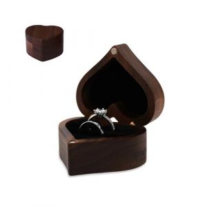 GIDWRIY Boite A Bague en Bois,Ecrin Bague en Forme de C&oelig;ur,Boite Alliance Mariage avec 2 Fentes et Velours Noir,&Eacute;crin Bagues Fian&ccedil;ailles Vintage,Coffret Alliance,Boite Cadeau Bagues,Ring Box Wedding (GOLDEN COVE 2025, neuf)
