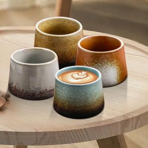 GOEDCH Ensemble de Mini Tasses à Expresso en Céramique: 4 Pièces Tasses à Expresso de Haute Qualité, Tasse à thé en Grès Japonais à Parois Epaisses, Sans Tige, 100 ml, pour Expresso, Tea (VENIZELOU-EC, neuf)