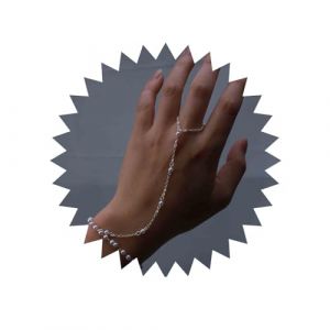 Yienate Bracelet Cha&icirc;ne Satellite En Perles Argent&eacute;es Cha&icirc;ne De Doigt En Perles Cha&icirc;ne De Main Esclave En Perles Harnais De Main En Perles Boho Bracelets En Perles Bijoux Cadeaux Pour Femmes Filles (Yienate, neuf)