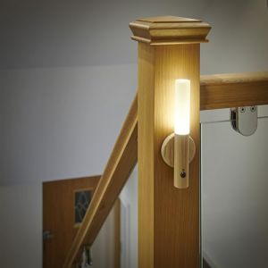 Auraglow Applique murale LED intelligente - Portable - Rechargeable - Veilleuse - Utilisation int&eacute;rieure - Base magn&eacute;tique (pin, 1 pi&egrave;ce) (Safield Dist. Ltd, neuf)