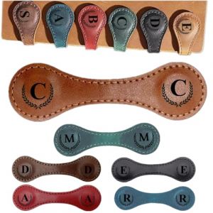 Marque-page magn&eacute;tique personnalis&eacute; en cuir grav&eacute;, marque-page magn&eacute;tique, multifonction, cadeau de d&eacute;part pour les amateurs de livres, les lecteurs, les femmes (marron clair, C) (Longtongshun, neuf)