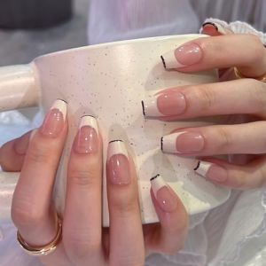 Pure Handmade - Lot de 10 faux ongles réutilisables à coller - Blanc et noir - French Nude - Faux ongles à coller - Pointe française - Taille M - Q282 (TOPA Digital, neuf)