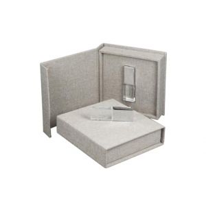 Cl&eacute; USB en cristal avec bo&icirc;te de 'mariage' - Design &eacute;l&eacute;gant avec gravure, id&eacute;al cadeau mariage ou photo souvenir USB 3.0 (bo&icirc;te grise 1,64 Go) (Elegantdisk, neuf)