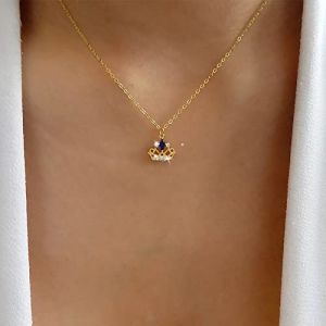 TseenYi Pendentif Couronne Vintage Collier Boho Couronne En Cristal Bleu Collier Diad&egrave;me En Or Collier Couronne En Cz Collier Couronne Ovale En Cristal Bleu Bijoux Pour Femmes Filles Cadeaux (TseenYi, neuf)