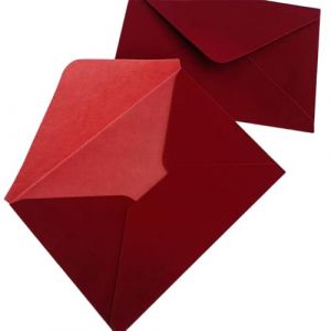 Enveloppes en velours bourgogne 13.5x19.5 cm pour les cartes d'invitation de faire-part (Laura88 Party, neuf)