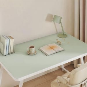 Liveinu Grand Sous-Main Bureau, 70x120cm Tapis de Bureau, Tapis de Clavier et Souris, Tapis de Portable, Pad &Eacute;criture, pour Bureau Maison Gaming, cuir PU, Antid&eacute;rapant, Vert clair (istaZ EU, neuf)