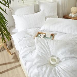 YASMENG Seersucker Housse de Couette 220x240 Blanc Rayé Seersucker Parure de Lit Doux Douillet Respirant Microfibre Linge de Lit 2 Personne Adulte avec Fermeture Éclair avec Taies d'oreiller 65x65 cm (Tamir Zhang, neuf)