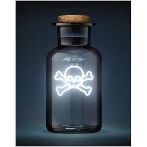 Suck UK Lampe en forme de tête de mort Poison | Décoration d'intérieur gothique et cadeaux gothiques | Lumière néon dans la bouteille | Lumières d'Halloween et cadeaux d'Halloween | Décoration (Good Superstore, neuf)