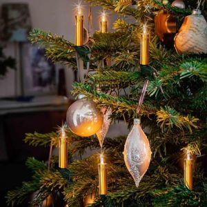 Hellum 152494 Guirlande lumineuse à 20 mini tiges avec prise pour sapin de Noël, 20 lumières blanc chaud, câble vert et doré, longueur totale 12,5 m avec câble d'alimentation de 2 x 1,5 m < 59 lumens (Hellum Direkt, neuf)