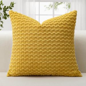 JOTOM Housses de coussin d&eacute;coratives en velours c&ocirc;tel&eacute; doux avec texture &agrave; bulles 3D pour canap&eacute;, sofa, chambre &agrave; coucher, taie d'oreiller douce pour d&eacute;coration d'int&eacute;rieur, 45 x 45 cm, jaune moutarde (Jotom Europe, neuf)