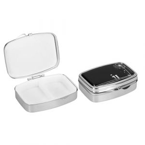 kwmobile 2x Bo&icirc;te &agrave; pilules 2 compartiments - 2x Mini boite &agrave; comprim&eacute;s compartiment&eacute;e - Pilulier portable pour m&eacute;dicament bureau voyage - blanc-noir (SX-Commerce, neuf)