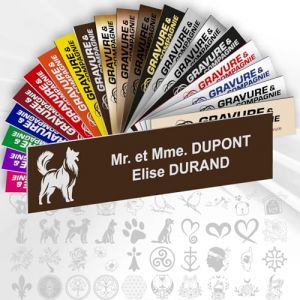 Plaque de Boîte Aux Lettres Déco Personnalisée Adhésive PVC – 10 x 2,5 cm – Avec Motif ou Logo – 20 Couleurs Disponibles (Marron + Dessin) (GRAVURE ET COMPAGNIE, neuf)