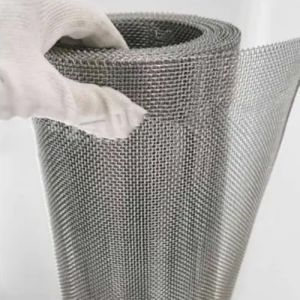 HEFJIAYCIQ Grillage M&eacute;tallique Maille Fine, Tissu De Treillis M&eacute;tallique D'acier Inoxydable, Anti Rongeur Grille De Filtration, Anti-Insecte Rideau Moustiquaire,Argent,95x300cm(37x118inch) (HEFF Home, neuf)