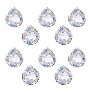 RNHDLY 10Pcs Prisme de Boule de Cristal Clair 20mm Attrape Soleil Cristal Boule de Cristal Suncatcher Prisme en Verre &agrave; Suspendre Feng Shui Attrape-Soleil pour D&eacute;coration de Maison Jardin (YuanYuanShangWu, neuf)