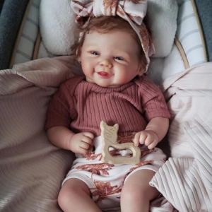 kgniess me Bebe Reborn Fille Poupée Reborn Bébé Reborn 20 Pouces Corps Souple Ressemble à Un Vrai bébé Réaliste Nouveau-Né Yeux Bleus Fille (huanhuan2022, neuf)