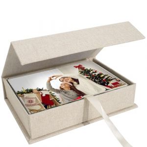 Hiwhy Bo&icirc;te de Rangement pour Photos 10x15 cm, Bo&icirc;te Photo en Lin, Bo&icirc;te &agrave; Souvenirs pour La Conservation de Photos, Images, Certificats, Accessoires de Scrapbooking, Souvenirs et Bijoux Beige (Hiwhy, neuf)