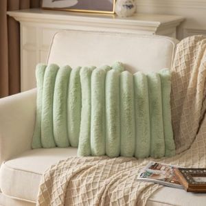 Yaertun Lot de 2 Housse de Coussin Rayures en Fausse Fourrure Taie d'oreiller Confortable Moderne D&eacute;corative Convient pour Famille Salon Chambre canap&eacute; - lit Coussin 45x45 cm Sage Vert (Yaertun, neuf)