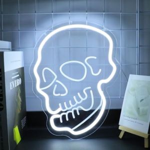 DWOOKE Panneau n&eacute;on en forme de t&ecirc;te de mort pour d&eacute;coration d'Halloween, lumi&egrave;res LED en forme de t&ecirc;te de mort pour d&eacute;coration murale, aliment&eacute; par USB, panneau n&eacute;on cool pour f&ecirc;te d'Halloween, No&euml;l (DWOOKE, neuf)