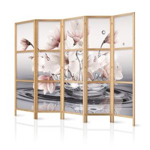 murando - Paravent Intérieur Japonais 225x172 cm - Séparateur de Pièce en Bois Naturel et Toile Imprimée - Paravent Oriental Portable et Pliable - Motif Floral avec Magnolia Et Eau b-C-0656-bh-a (murando, neuf)