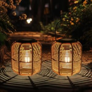 Lanterne Solaire Exterieur Jardin, 2 Pi&egrave;ces Suspendues/Debout Lanterne Solaire en Rotin, Lampes Solaires pour Patio, Cour, Terrasse, Balcon (Lizontstre, neuf)