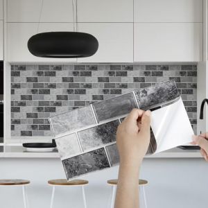 Fantasnight Stickers Adhésive Carrelage Gris Blanc 24 pièces pour Salle de Bains et Cuisine, Crédence Cuisine, Imperméables Carrelage Carreaux Adhésif Mural 30 x 15 cm (Fantastic home, neuf)