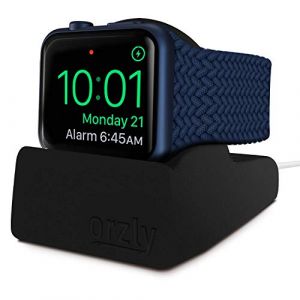 Orzly - Night-Stand pour Apple Watch NOIR - Station de Charge mode Nightstand - Station d'accueil - Support Bureau Compact HQ Compatible Apple Watch 38 mm / 42 mm / 40mm / 44mm- Avec fente pour dissimuler votre câble de chargement (Syntiga Europe - FR, ne