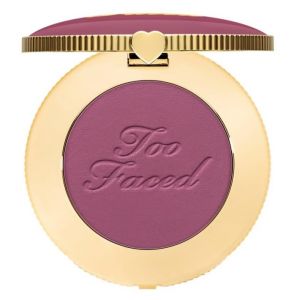 Too Faced Cosmetics Original | Cloud Crush - Blush soyeux | Blurring Blush | Formule veloutée | 5 g | Vegan (1, Berry Dreamy, 5 g (lot de 1) (Berry Street, neuf)