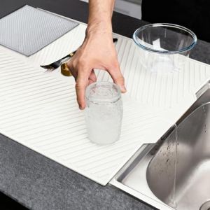 tapis evier cuisine egouttoir，tapis &eacute;gouttoir，tapis egouttoir vaisselle，en caoutchouc &agrave; structure rainur&eacute;e, surface adapt&eacute;e pour un &eacute;coulement optimal de l'eau,30 x 40cm，Blanc (YingyuSHOP, neuf)