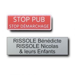Plaque boite aux lettres personnalisable - 12x3,5 cm - 1 à 3 lignes - Stop Pub en Relief - Etiquette pour boite aux lettres, Nom personnalisable, plaque gravée en PVC, autocollante (Argent) (France-gravures, neuf)