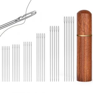 HOTUT Aiguilles Couture, 30 Pièces aiguilles à enfiler automatiques, 6 Tailles Aiguille à Coudre avec 1 boîte à aiguilles en bois, Aiguilles Auto-Enfilantes pour Débutant, Personnes aveugles et âgées (AomigEU, neuf)