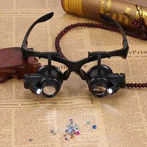 Portant des lunettes de type serre-t&ecirc;te avec loupe avec lumi&egrave;re pour la lecture de bijoux Loupe Watch et r&eacute;paration &eacute;lectronique (10X, 15X, 20X, 25X) (Xinjier-EU, neuf)