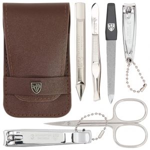 DREI SCHWERTER - Germany Kit de manucure 6 pi&egrave;ces &laquo; Massa &raquo; | Kit de manucure dans un &eacute;tui en cuir synth&eacute;tique marron | Contenu : ciseaux &agrave; cuticules, coupe-ongles, coupe-ongles pour les pieds, lime &agrave; (Drei Schwerter GmbH_1, neuf)