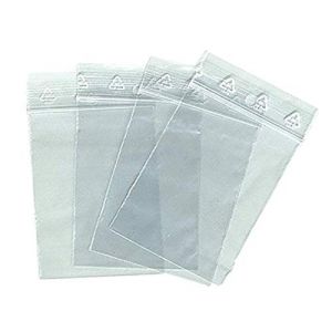 lot de 20 Sachets 150 x 200 mm fermeture zip Transparent. Sachet fermeture zip 15 x 20 cm 50u sac plastique compatible alimentaire et congélation de marque UNIVERS GRAPHIQUE REF UGS13-20. (solutions-imprimerie, neuf)