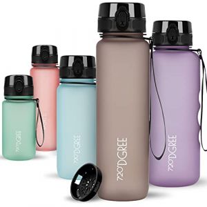 720°DGREE Gourde 1l “uberBottle“ +Tamis à Fruit, softTouch - Sans BPA, Anti-fuite - Bouteille d'Eau, Water Bottle idéale pour Sport, Randonnée, Gym, Camping, Université, Voyage, Travail, Yoga, Enfant (Kaave, neuf)