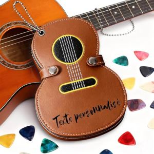 Etui &agrave; plectres de Guitare personnalis&eacute; avec Nom Texte Porte plectre de Guitare Portable Bo&icirc;Te &agrave; M&eacute;Diators En Bois Pour Acoustique pour Guitariste et Ukul&eacute;l&eacute; (Pochette &agrave; M&eacute;diators en Cuir - 2) (QSZ Store, neuf)
