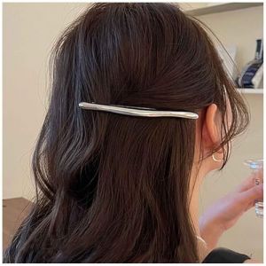 Cybche Barrettes Simples En Métal Argenté Barrette Courbe Barrette Longue Barrette Barrette Décorative Accessoires Cheveux En Métal Bijoux Pour Femme Coiffure(argent1) (PengDingli, neuf)