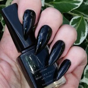 Vivien Kondor Henné Halal Vernis à ongles perméable Ha01 Noir Henné 11 ml (Rich Kids Playground, neuf)