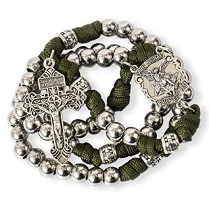 Nazareth Store Collier chapelet en paracorde perl&eacute;e M&eacute;daille Saint Michel Perles en m&eacute;tal solide de 10 mm Chapelet catholique Notre P&egrave;re avec crucifix du pardon (Perles en Alliage d'argent) (Nazareth Market Store LTD, neuf)