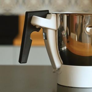 Quoti3D Poign&eacute;e Amovible robot de cuisine &ndash; Compatible avec Moulinex Companion, i-Companion XL, Pro, Touch XL, Touch Pro &ndash; Prise Ergonomique et S&eacute;curis&eacute;e &ndash; Fabrication Fran&ccedil;aise (Quoti3d, neuf)