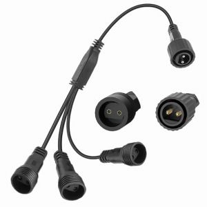 Yomistar Connecteur Guirlande Lumineuse No&euml;l 2 Broches Connecteur Guirlande Exterieur,IP65 Etanche R&eacute;partiteur de Guirlande Lumineuse, Rallonge S&eacute;parateur pour Rideau Filet G40 Lumineux No&euml;l (yomistar, neuf)