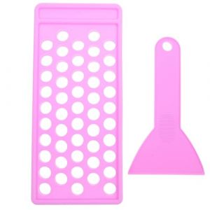IMIKEYA Plateau de Remplissage pour Produits &agrave; L&egrave;vres 50 Trous en PP Violet Kit 2 Pi&egrave;ces Spatule Souple et Raclette Outil de Fabrication DIY pour Rouges &agrave; L&egrave;vres et Gloss Faits Maison (Elsy Abbas, neuf)