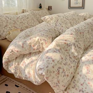 Covebett Housse de Couette 140x200 Fleur Beige Marron Motif Fleurie Floral Romantique Parure de lit 1 Personne Feuilles en Microfibre Linge de lit avec Fermeture &Eacute;clair et 1 Taies d'oreiller 65x65cm (TanVita, neuf)