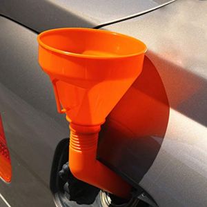 Entonnoir de carburant universel en plastique pour voiture, long bec flexible, rallonge de l'entonnoir de voiture pour eau, huile, essence, liquide de refroidissement. (Before Long, neuf)