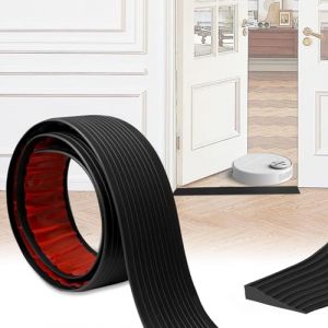 Rampe de Seuil,1 cm Haut Rampe Fauteuil Roulant Autocollante, Rampes De Seuil en Caoutchouc pour Fauteuil Roulant, pour Fauteuils Roulants, Aux Poussettes,Robot, Garages(Noir, 2Mx8CMx1CM) (lovehomevp, neuf)
