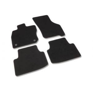 Kovvar Tapis de Sol Compatible avec Seat Leon KL 2020-2026 Correspondant &agrave; la Version: 5 Portes/Sportstourer | eTSI (48V) | Entraxe Fixations 33,5 cm | Qualit&eacute;: Comfort (Kovvar, neuf)
