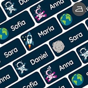 My Nametags&reg;56 &Eacute;tiquettes Thermocollantes Personnalis&eacute;es | &Eacute;tiquettes V&ecirc;tement Enfant &agrave; Repasser Imperm&eacute;ables et Lavables en Machine | Pour l'&Eacute;cole, la Cr&egrave;che ou la Maison de Retraite |Espace, Bleu II (My Nametags, neuf)