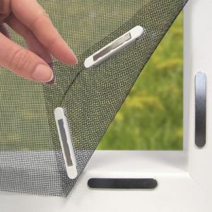 EASYmaxx Moustiquaire de fenêtre avec Fixation magnétique innovante | Moustiquaire jusqu'à 110x130 cm découpable Individuellement, Pas de perçage ni de vissage | Fixation avec 12 aimants [Noir] (DS e-Sales GmbH, neuf)