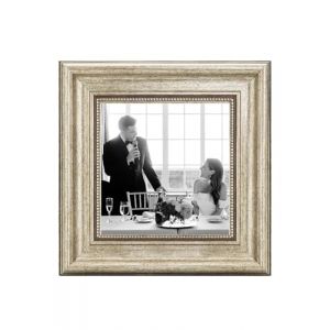 CABBEL Cadre photo 15x15 cm Argent – Style Baroque Vintage – Pour affiches, photos et certificats – Verre acrylique incassable – Élégant & décoratif – Idéal pour salon, bureau ou galerie (Seller4Ever, neuf)